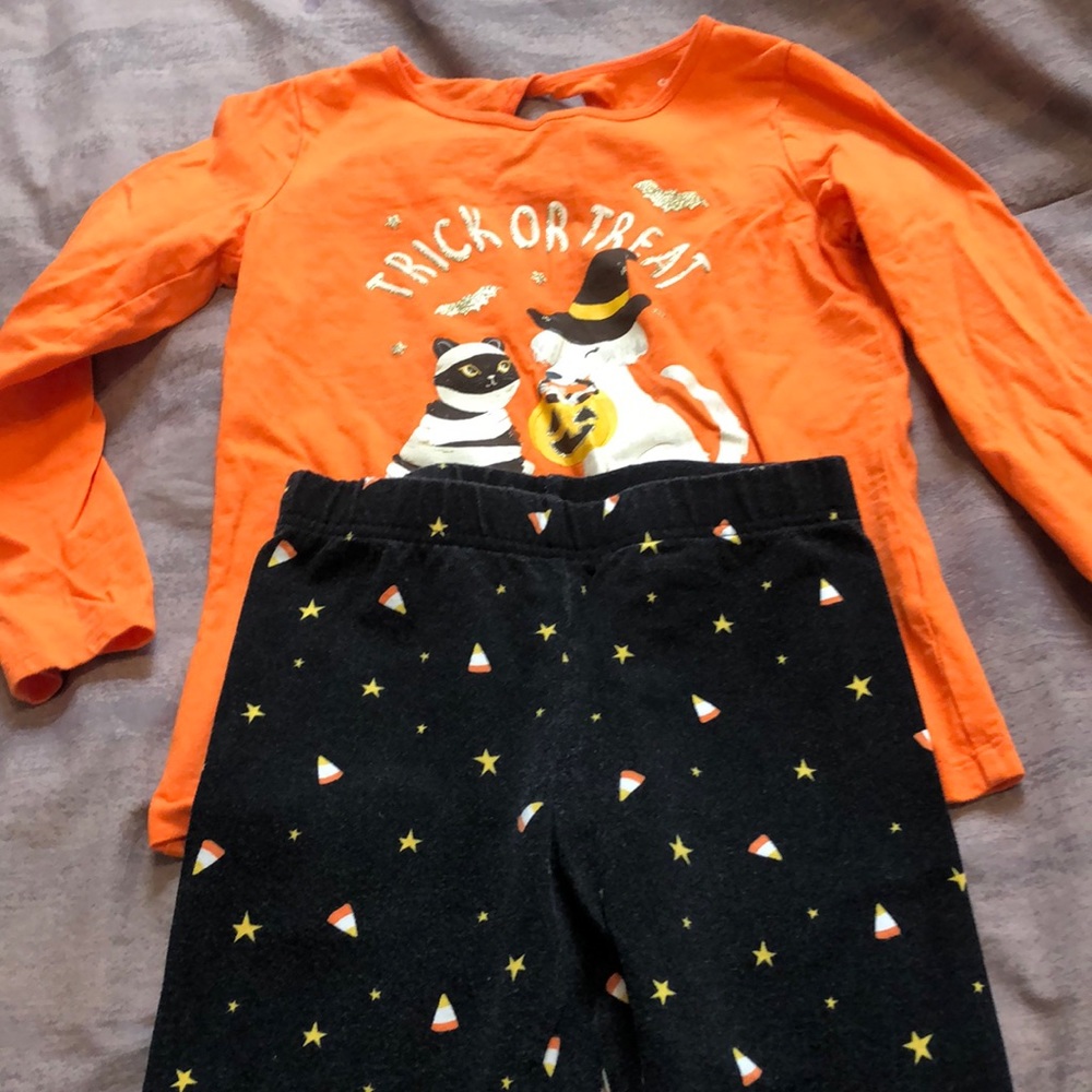 Girls Halloween outfit. Long sleeve shirt and pants. Carter’s.  Used. Size 8/8A.